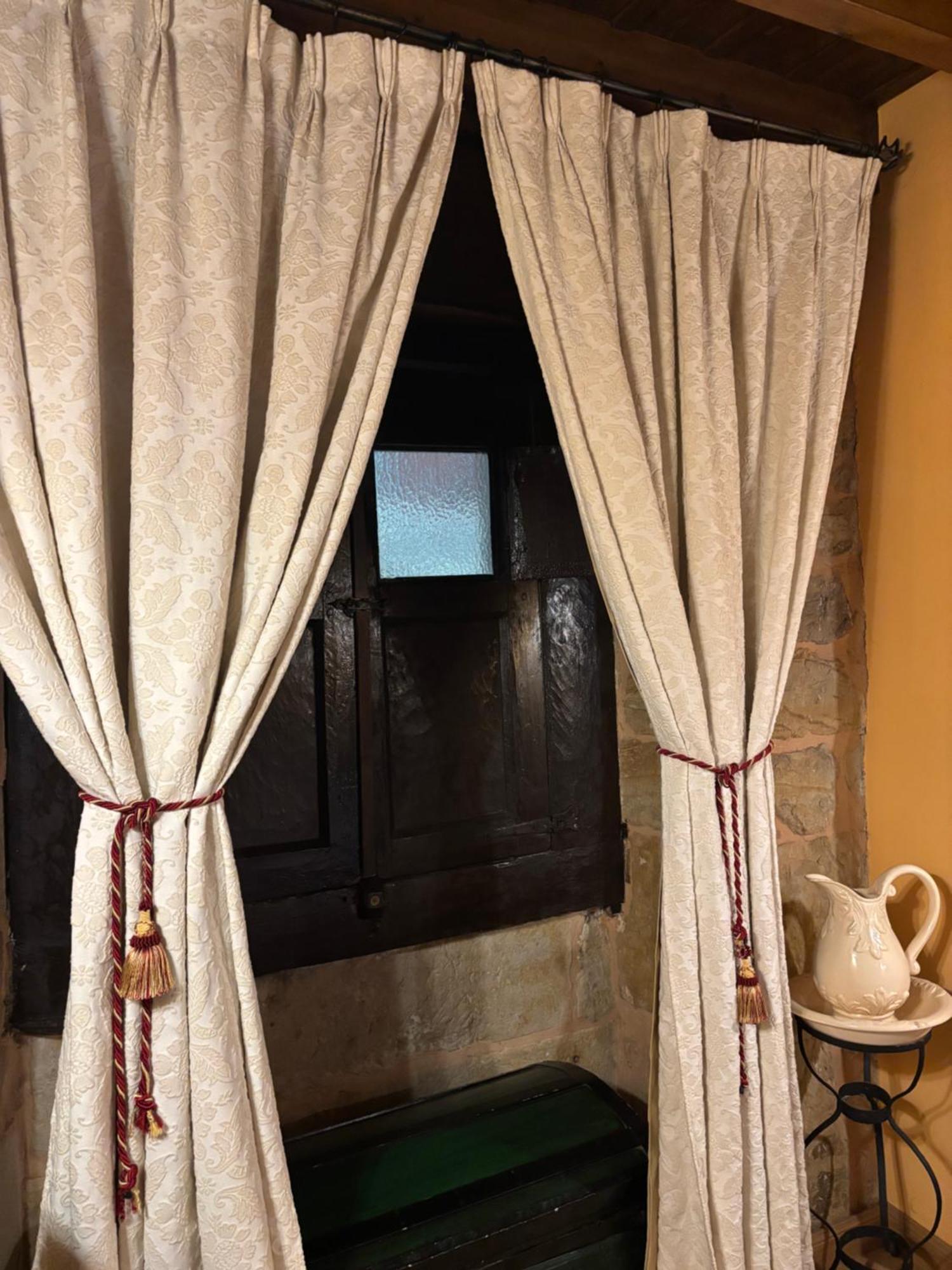 La Posada De Barro Infiesto Exterior foto
